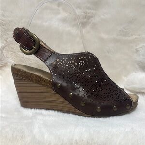 Pikolinos leather Brown Wedge Sandal